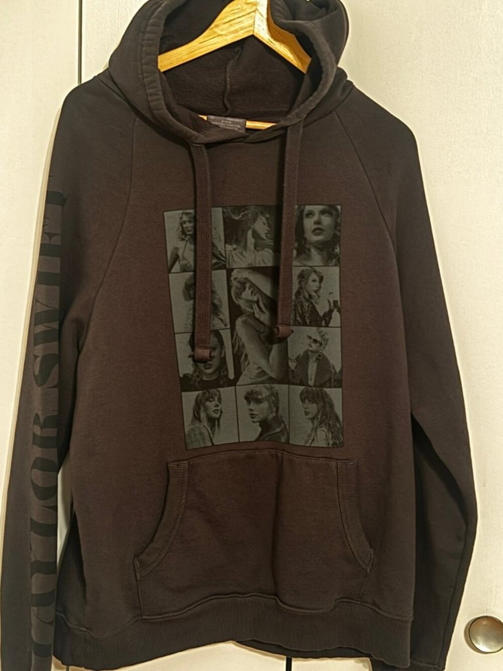 Taylor Swift The Eras Tour 2023 Charcoal Hoodie through Vancouver oversize small